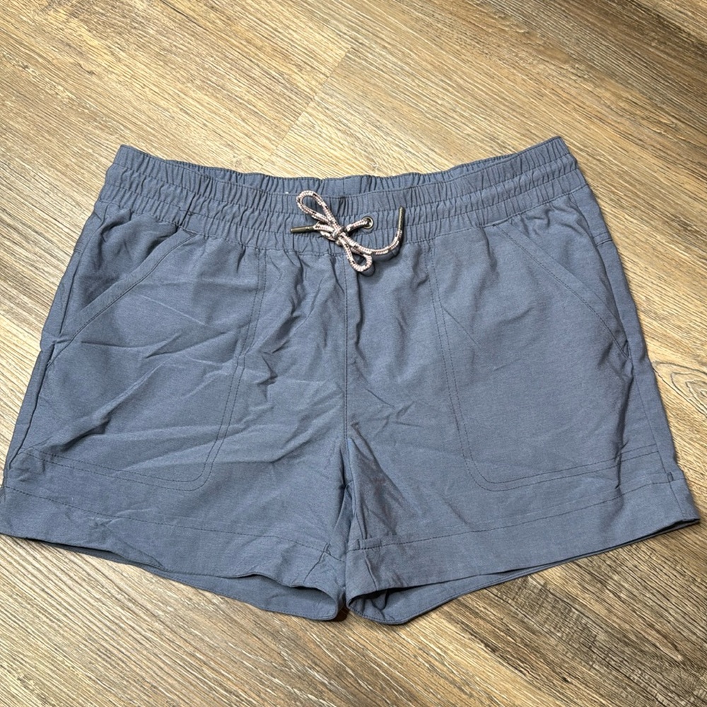 COLUMBIA | Women's Shorts size Medium